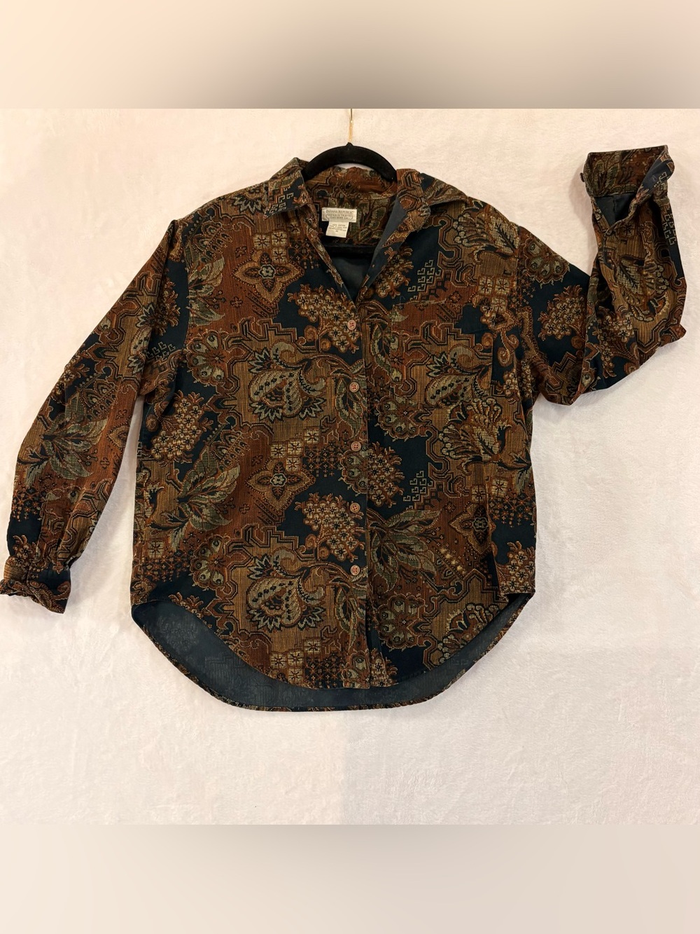 🌿 Vintage Banana Republic Safari & Travel Co. Button Down Shirt – Women’s M